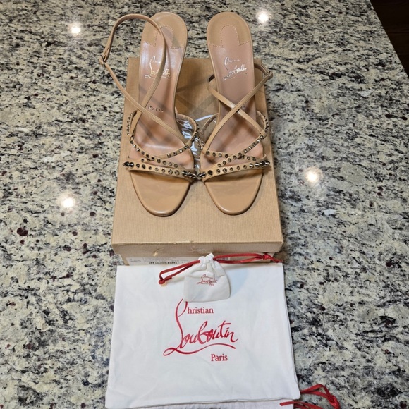 NEW Christian Louboutin Tatooshka Spikes Nude Sandals Size 41.5 100mm Heels - Picture 2 of 12